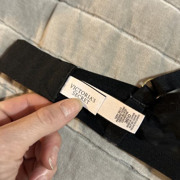 Victoria’s Secret Padded Demi Bra Black White Lace 36DD Underwire - Picture 6 of 6